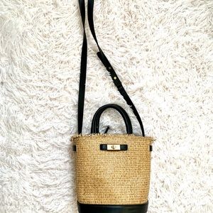 Bucket bag